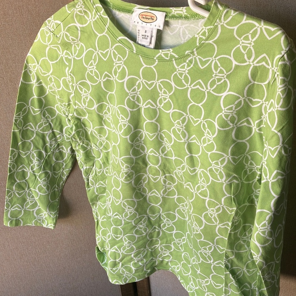 FINAL MARKDOWN Talbots Lime Green Tee petite small